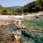 Island Gem Апартаменты *