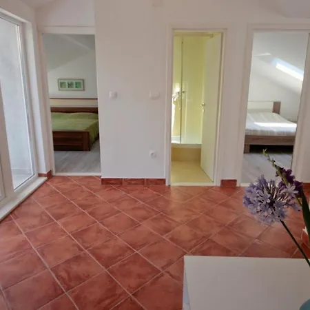 Island Gem Apartman