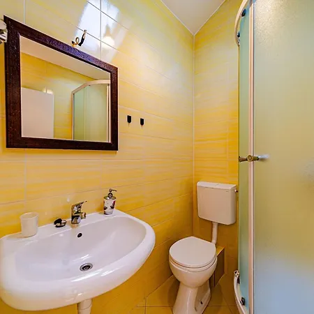 Island Gem * Pupnatska Luka