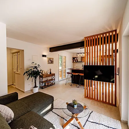 Apartman Island Gem *