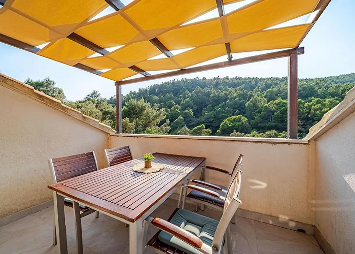 Island Gem 아파트 Pupnatska Luka