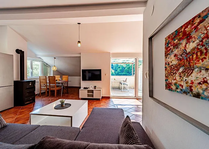 Island Gem * Pupnatska Luka