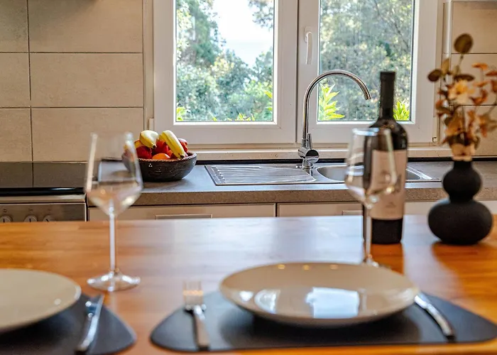 Island Gem Pupnatska Luka