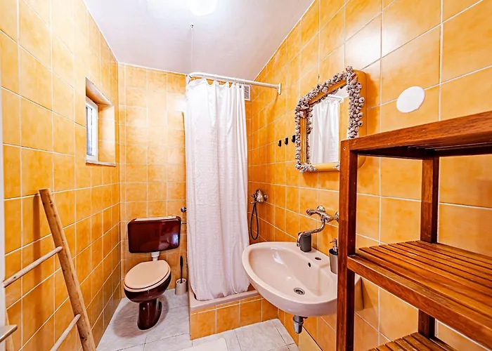 Island Gem Pupnatska Luka