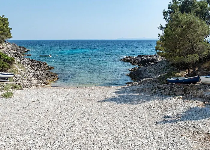 Island Gem * Pupnatska Luka